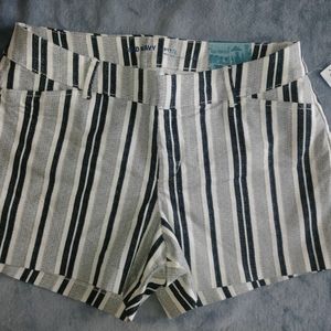 Women's Shorts